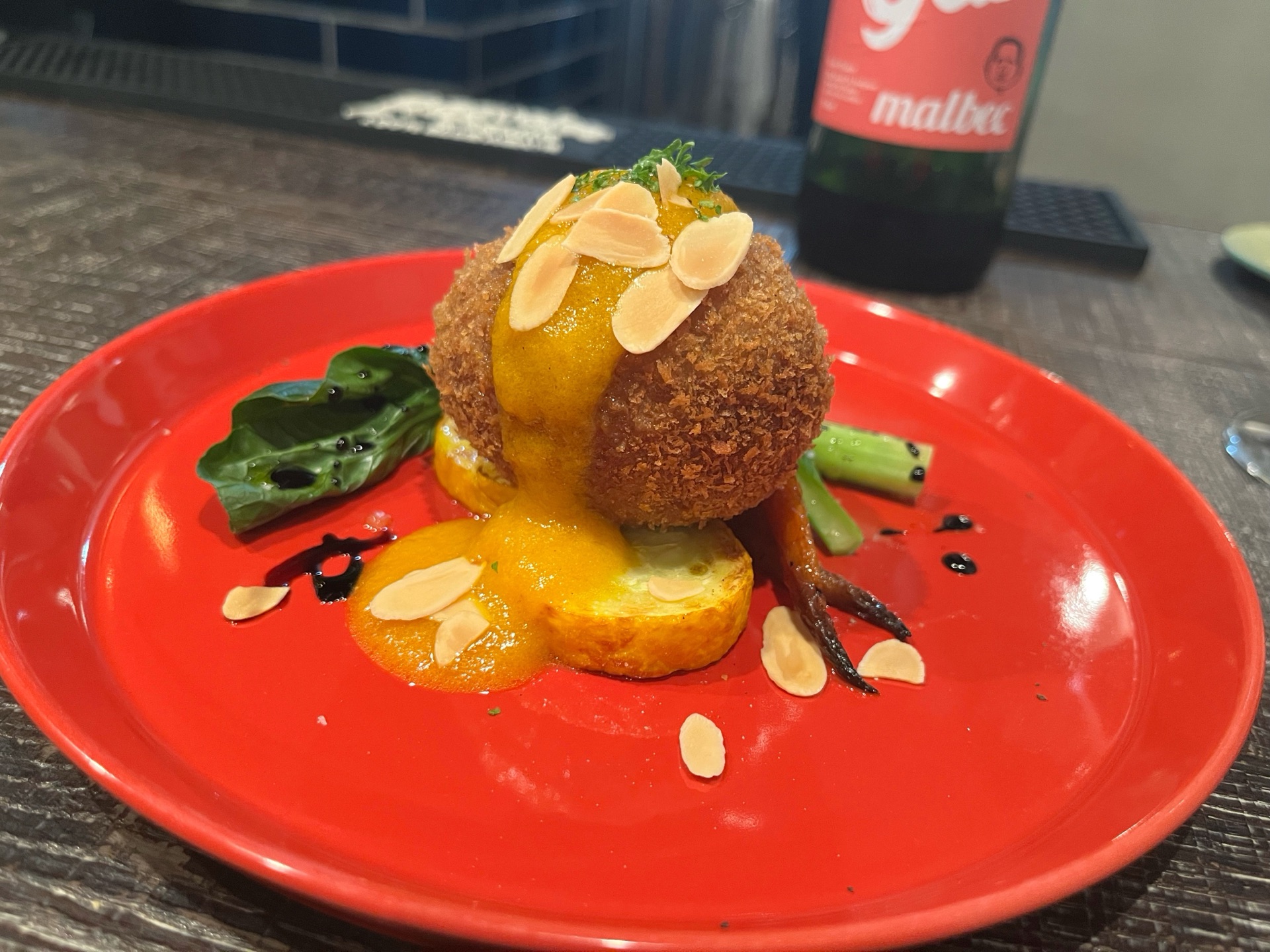 名物スコッチエッグが絶品の隠れ家ビストロ。 BISTRO TSUNORI 扇町