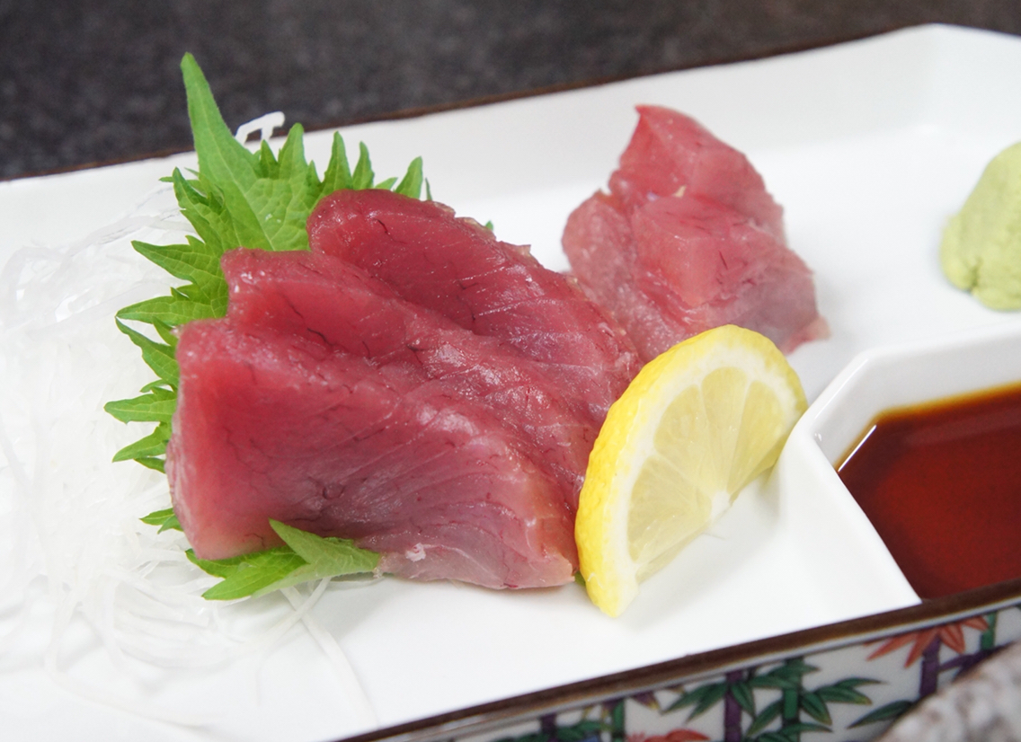 鶏レバ刺しとたまひも煮 彦治 京橋 ちびっこ酒場放浪記 関西