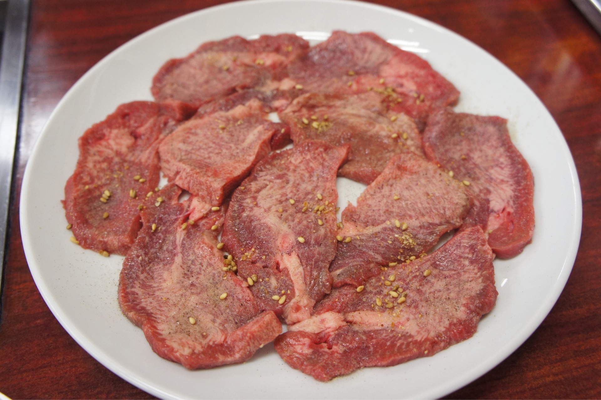 昭和の雰囲気を残す コスパ良しの焼肉屋さん 五島屋 高槻 ちびっこ酒場放浪記 関西