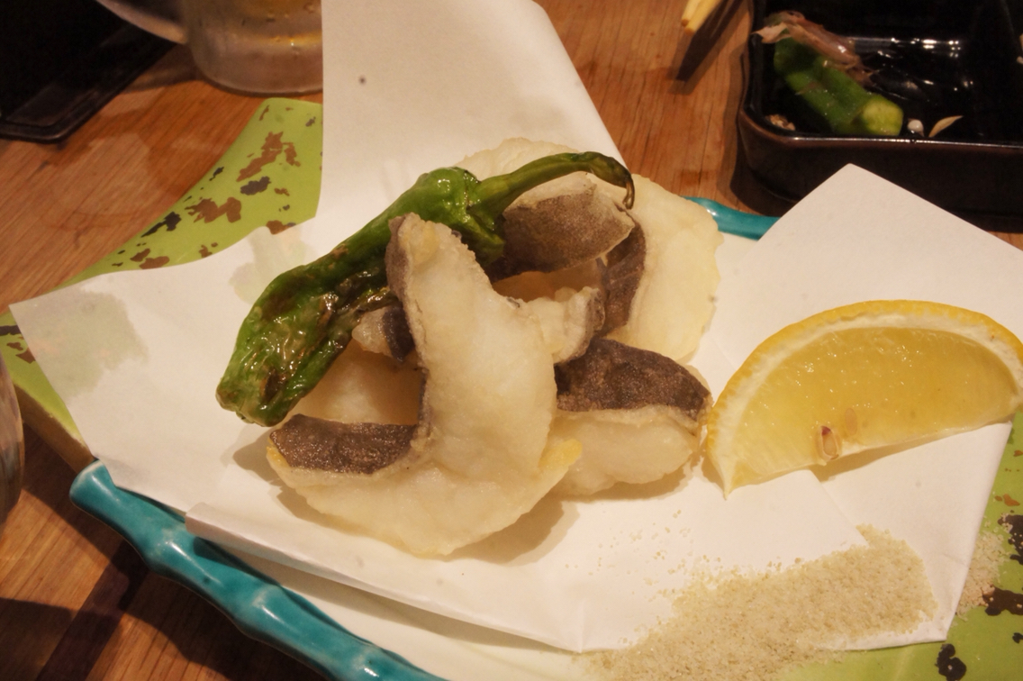 プルプル食感で美味しいゲンゲと日本酒と 日本酒と肴 せん 裏なんば ちびっこ酒場放浪記 関西 プルプル食感で美味しいゲンゲと日本酒と 日本酒と肴 せん 裏なんば ちびっこ酒場放浪記 関西