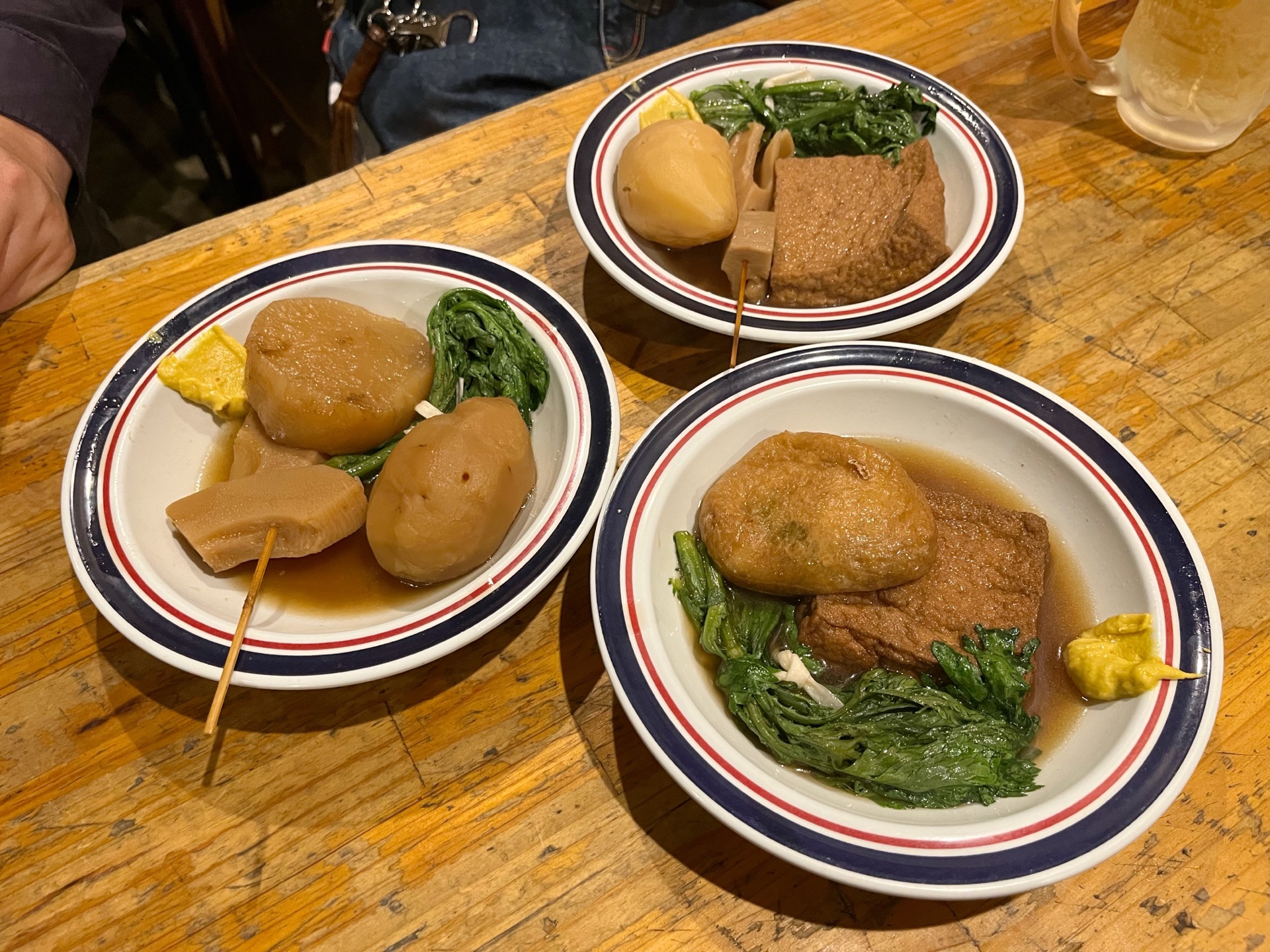 旦過市場近くで屋台の名残を残す一軒。おでん鍋は圧巻! 丸和前 旦過市場近くで屋台の名残を残す一軒。おでん鍋は圧巻! 丸和前
