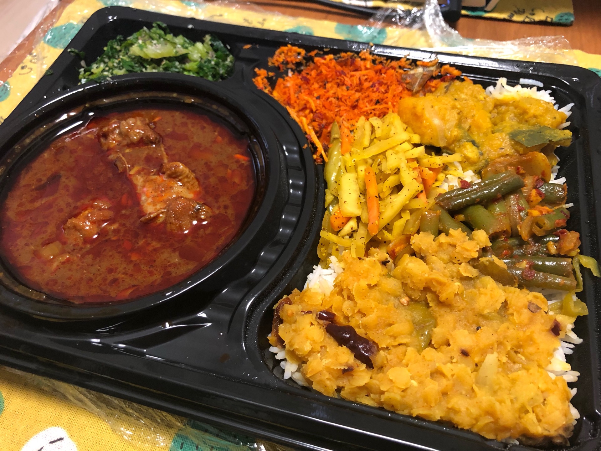 料理名からは想像できない創作料理が美味しい！ ペッシェロッソ 十三 