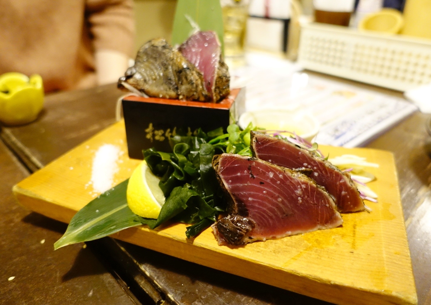 カツオが美味しい季節 高知名物 出来立ての藁焼きが食べられるお店 わらやき部 南森町 ちびっこ酒場放浪記 関西