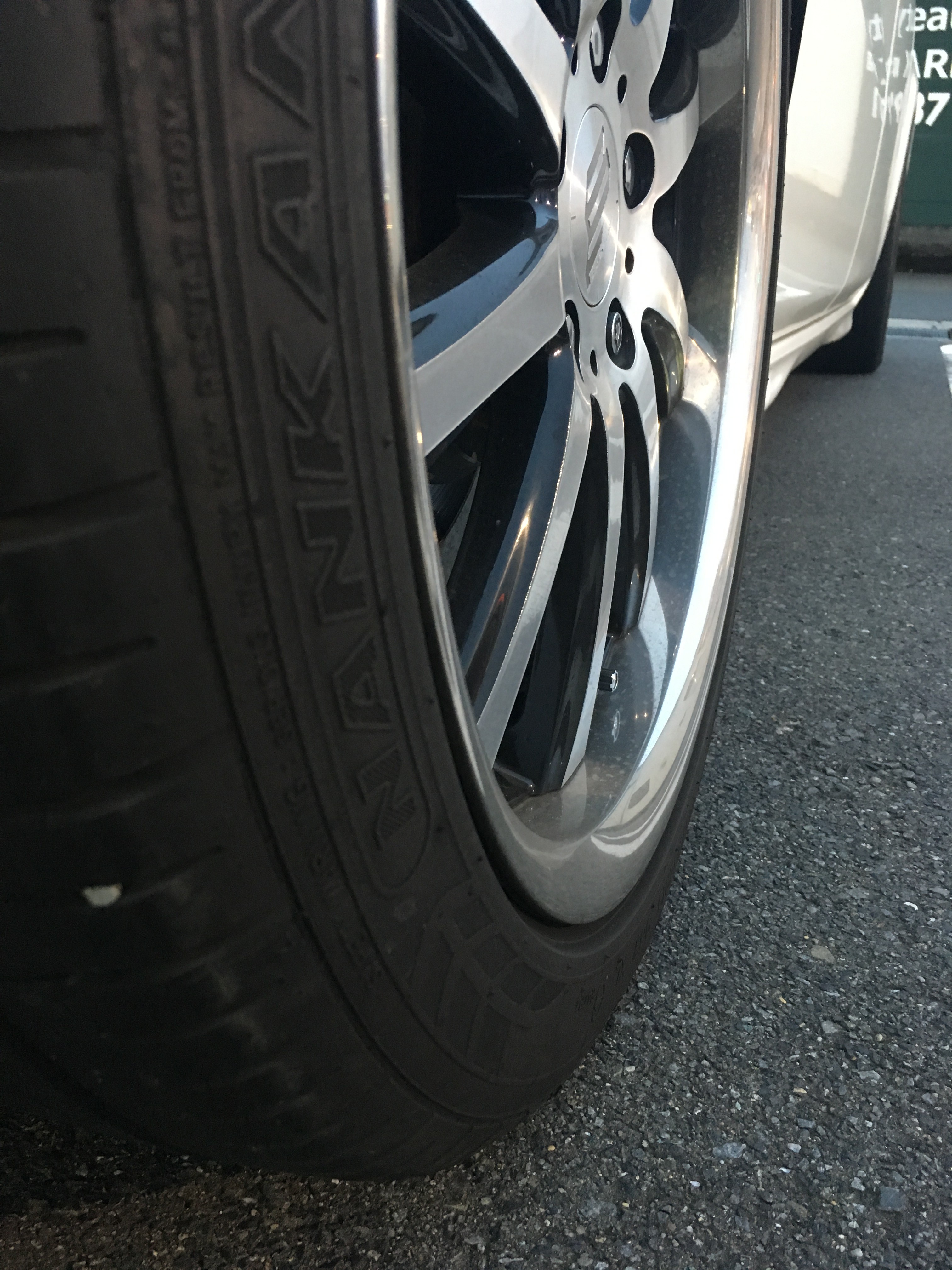 ダンロップ エナセーブ Rv504 225 45 19 日々の生活