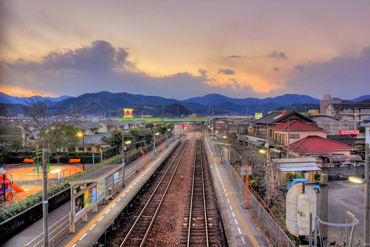 海外掲示板 外人 私は高知の小さな田舎町になんか住みたくなかった イメージディレクトリ