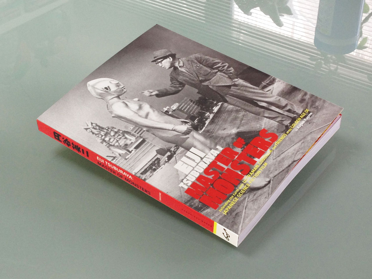 お歳暮・冬ギフト 特集2024 通販  of Master Tsuburaya: Eiji 洋書『 Monsters 特撮 : 』 洋書