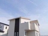 西条市桑村二階建ての家外観