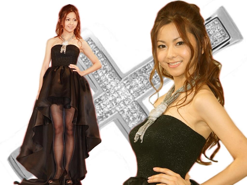 倉木麻衣3億円ネックレスに驚き！！「重い☆」 : スカイラインの