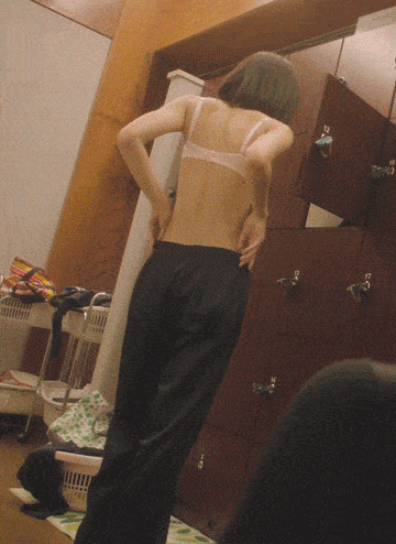 悲報 監獄学園のヒロインが吐くｗｗｗｗｗ アニオタの彼女作ろうぜ