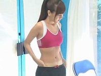 【マジックミラー号】筋肉質の現役陸上女子部員をマッサージと称して生で中出し!MM号エロ動画