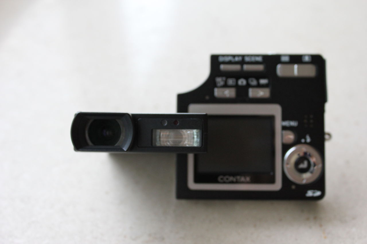 0511：CONTAX SL300RT* : 200万画素の記憶