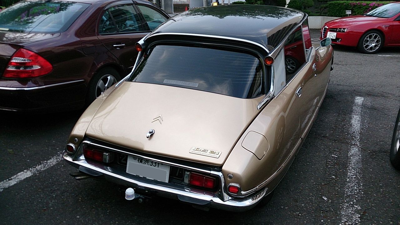 0503 珍しい車 0万画素の記憶