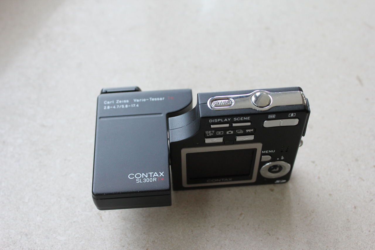 0511：CONTAX SL300RT* : 200万画素の記憶
