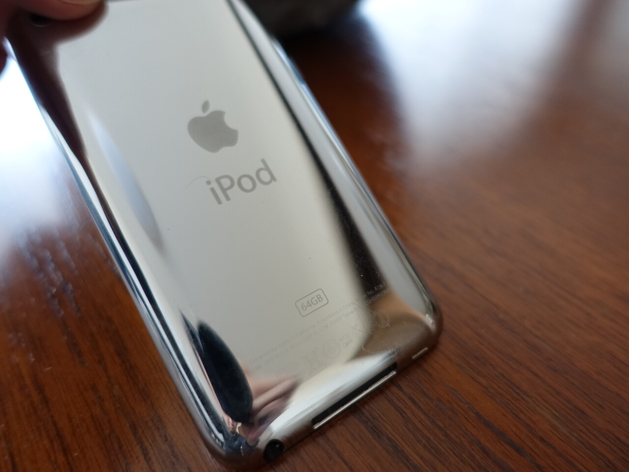 0416：iPod touch 第4世代 64GB : 200万画素の記憶
