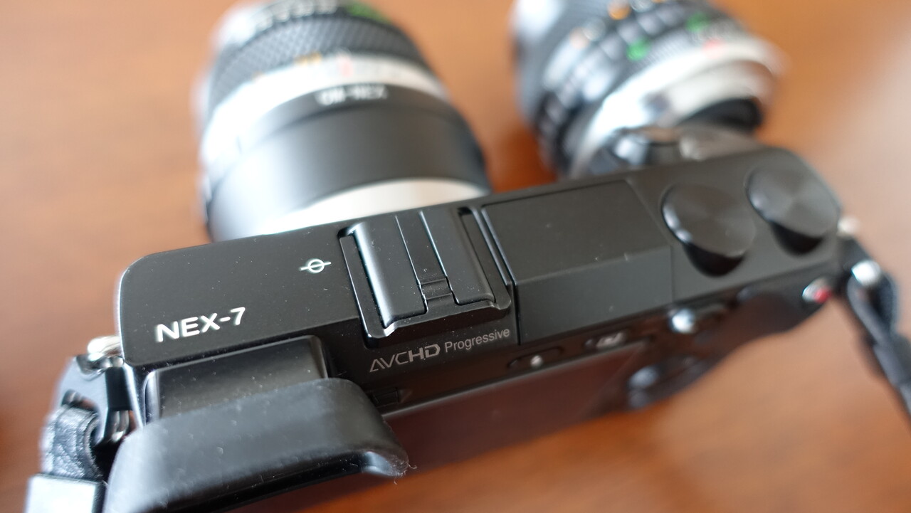 SONY NEX-7 ミラーレスカメラ Amazon | SONY ミラーレス一眼カメラ α NEX-7 ボディ ブラック NEX-7