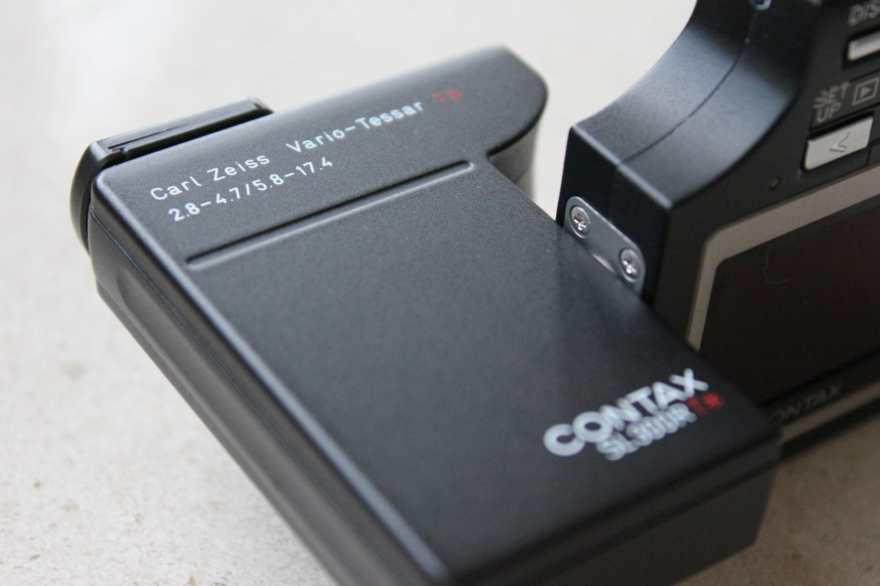 0511：CONTAX SL300RT* : 200万画素の記憶