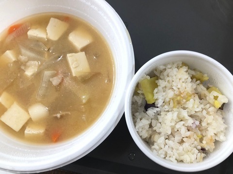 トン汁とサツマイモご飯