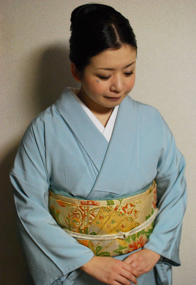 色無地 Kimono Cq