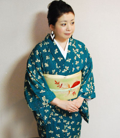 縦絽の着物 Kimono Cq