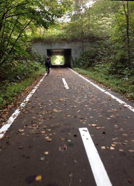 北海道旅行 札幌恵庭自転車道線 Kimono Cq