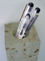 penstand42701.jpg