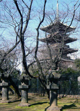 uenotourou022602.jpg