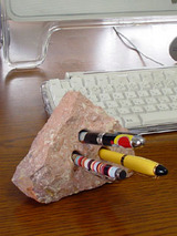 penstand01.jpg