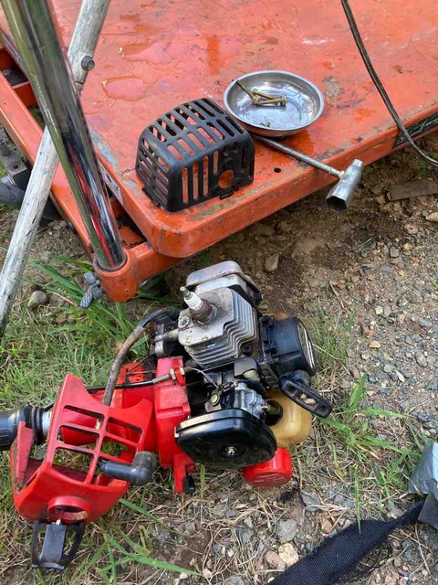 37E380E3-834C-4DC3-B88B-F9D4D162E6B1