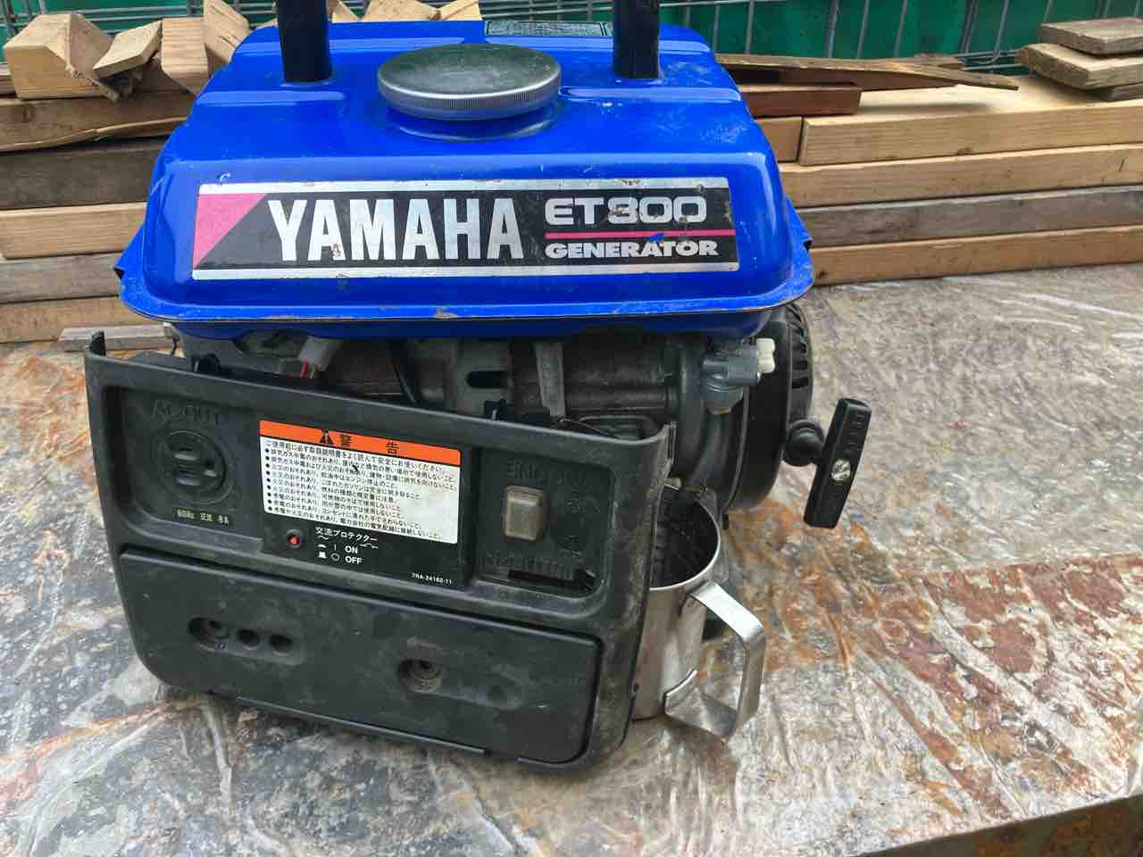 ヤマハの小型発電機ET800