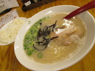 福津　津屋崎　福間　ラーメン　ろくでなし