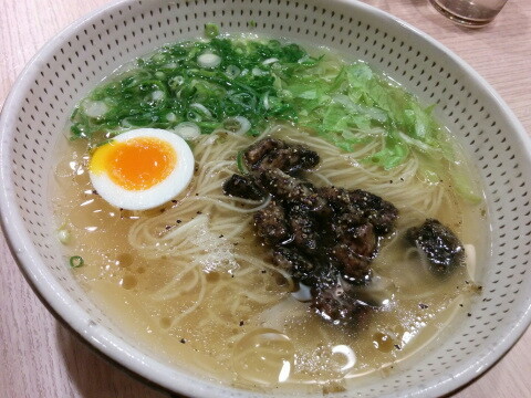 福岡　博多　中洲川端　ラーメン　東風　金菜亭