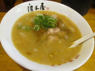 福岡　六本松　カレーラーメン　小山税理士事務所