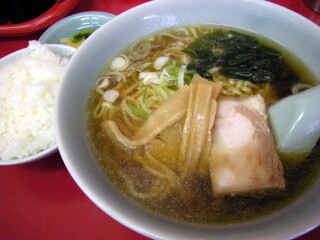 福岡　城南区　ラーメン　永楽