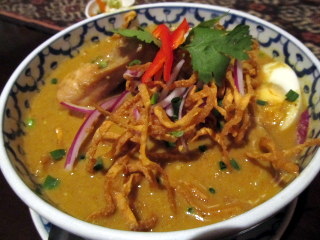 福岡 中央区 カレー ラーメン カオ・ソーイ ジャミンカー