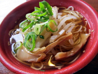 糸島　ラーメン　日向峠　トラヤミート　伊都国地鶏ラーメン