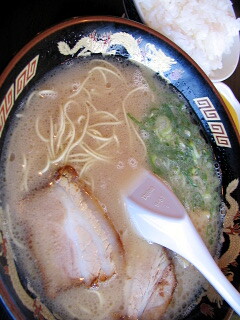 福岡　粕屋　ラ賊　ラーメン