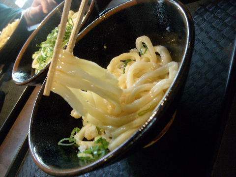 福岡　讃岐うどん　福岡麺通団