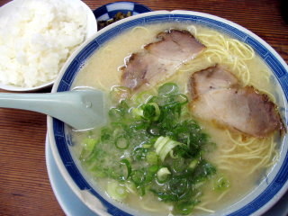 福岡　ラーメン　ひゃくせんまん