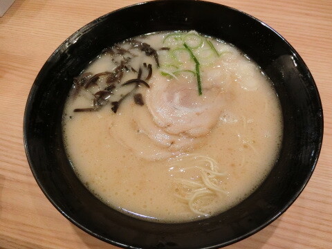 福岡空港　ラーメン滑走路　玉龍
