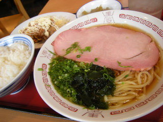 福岡　ラーメン　堤　城南区　堤食堂