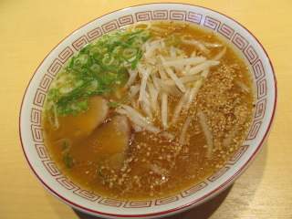 福岡　薬院　ラーメン　ちゃんぽん　長崎亭