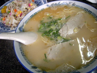 大牟田　新栄町　ラーメン　やまぐち