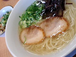 福岡　ラーメン　イケメン