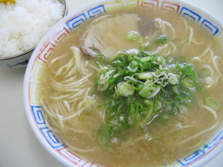 福岡　ラーメン　一公