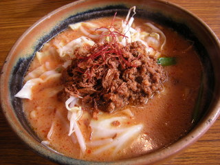 福岡　東区　ラーメン　味噌　彰膳