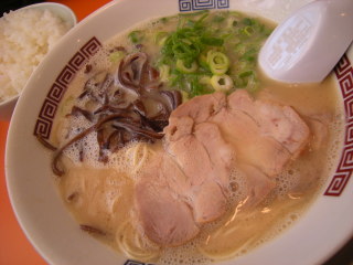 糟屋郡　志免町　けんのすけ　ラーメン