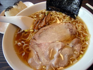 福岡　南区　清水　博多商店　ラーメン