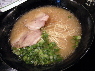 福岡　城南区　ラーメン　春香