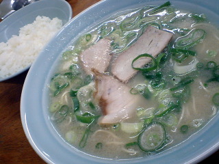 福岡　干隈　ラーメン　一心亭