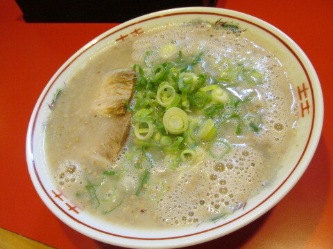 福岡市　城南区　ラーメン　くまちゃん
